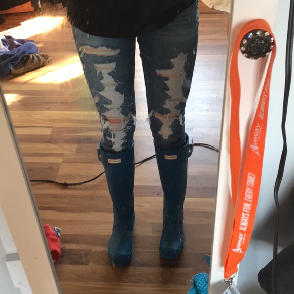 Boots - Picture 5 of 8